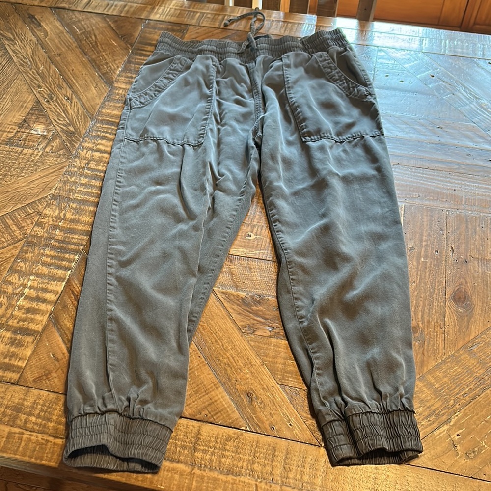 Gap Drawstring Waist Pants Size Medium - image 3